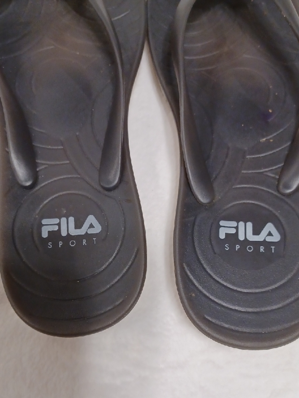 FILA Sport Black Flip Flop Sandals Sz 9/10 - Picture 3 of 7